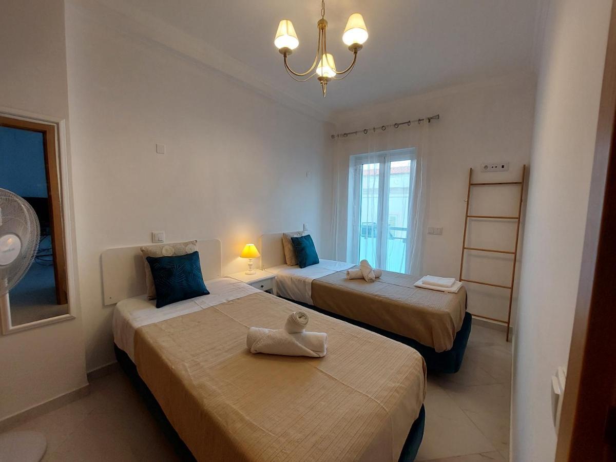 Encosta Do Sol Apartamentos อัลบูเฟรา ภายนอก รูปภาพ