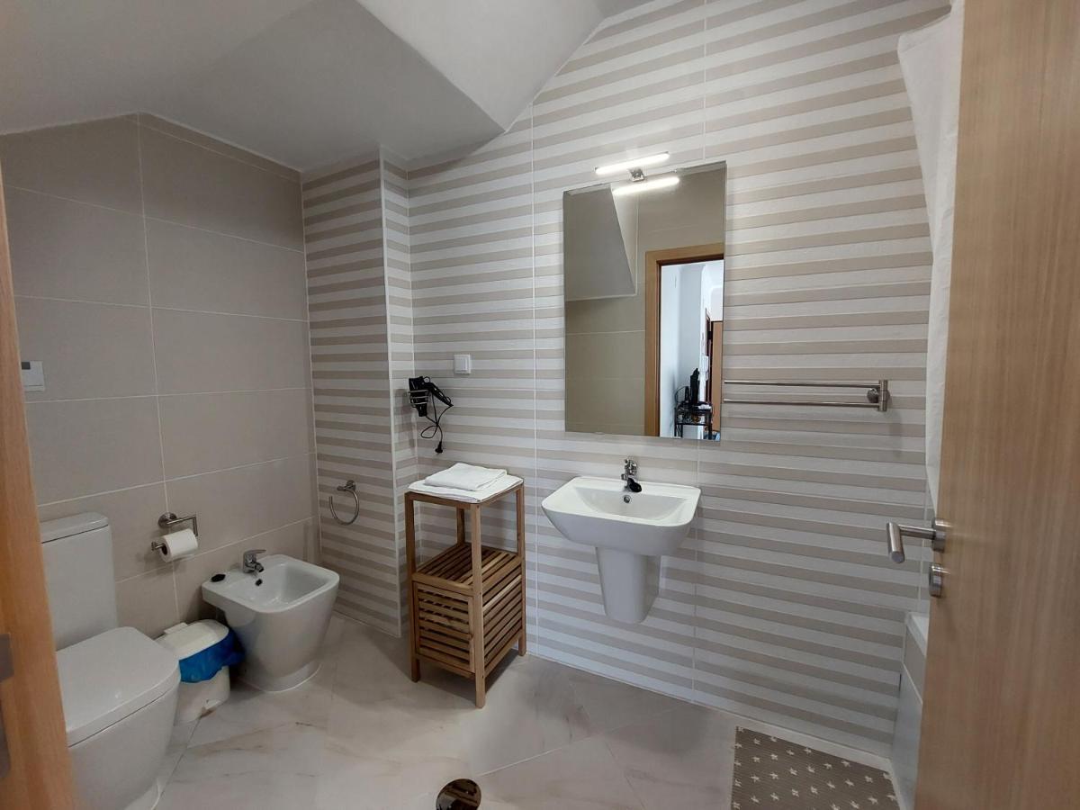 Encosta Do Sol Apartamentos อัลบูเฟรา ภายนอก รูปภาพ
